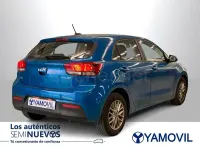 Begagnad Kia Rio 84 HK (61 kW) 2022 Blå Sedan