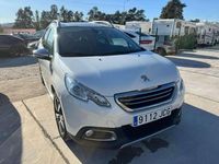 Usado Peugeot 2008 Allure 92 CV (67 kW) 2015 Blanco SUV