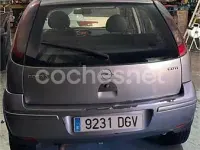 Usado Opel Corsa Enjoy 70 CV (51 kW) 2005 Gris / plata Utilitario