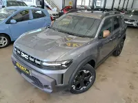 Usado Dacia Duster Expression 140 CV (102 kW) 2025 Gris / plata SUV