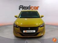 Usado Peugeot 208 Allure 101 CV (74 kW) 2020 Amarillo Utilitario