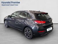 Usado Hyundai i30 110 CV (80 kW) 2024 Blanco Berlina