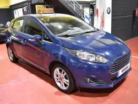 Usado Ford Fiesta Trend 100 CV (73 kW) 2015 Azul Utilitario