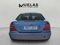 Usado Mercedes E320 Elegance 224 CV (164 kW) 2006 Azul Berlina