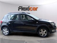 Begagnad Dacia Sandero Stepway 90 HK (66 kW) 2016 Svart Sedan