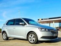 Usado Skoda Fabia Ambition 95 CV (69 kW) 2020 Gris / plata Berlina