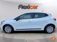 Usado Renault Clio SE 65 CV (47 kW) 2022 Blanco Utilitario