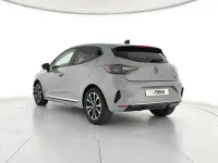 Usado Renault Clio V Techno 145 CV (106 kW) 2025 Gris Berlina