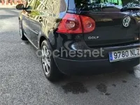 Usado VW Golf V Sportline 140 CV (102 kW) 2007 Negro Berlina