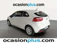 Usado Kia Rio 86 CV (63 kW) 2014 Blanco Utilitario