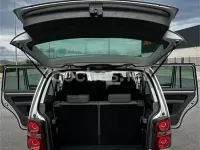 Usado VW Touran Highline 140 CV (102 kW) 2007 Gris / plata Monovolumen