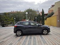 Usado Dacia Sandero Essentiel 100 CV (73 kW) 2021 Negro Berlina