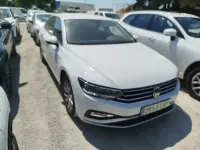Usado VW Passat Business 122 CV (89 kW) 2021 Blanco Berlina