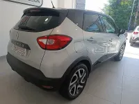 Usado Renault Captur Intens 90 CV (66 kW) 2014 Gris / plata SUV