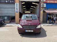 Usado Mercedes Viano 150 CV (110 kW) 2009 Granate Monovolumen