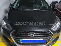 Usado Hyundai i40 115 CV (84 kW) 2017 Negro Berlina