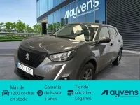Usado Peugeot 2008 Active 110 CV (80 kW) 2021 Gris SUV