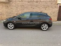 Usado Opel Astra Excellence 136 CV (100 kW) 2016 Negro Berlina