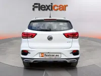 Usado MG ZS Comfort 106 CV (77 kW) 2023 Blanco SUV
