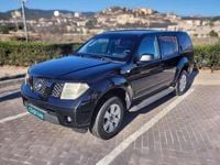 Usado Nissan Pathfinder XE 171 HP (125 kW) 2006 Preto SUV