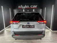 Usado Toyota RAV4 Hybrid Luxury 222 CV (163 kW) 2021 Gris / plata SUV