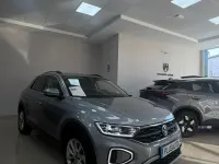 Usado VW T-Roc Life 110 CV (80 kW) 2024 Gris SUV