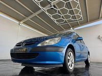 Usado Peugeot 307 90 CV (66 kW) 2004 Azul Berlina