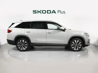 Begagnad Skoda Kodiaq Selection 150 HK (110 kW) 2024 Grå SUV