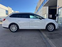 Usado Seat Leon Style 110 CV (80 kW) 2017 Blanco Familiar