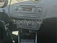 Käytetty Seat Ibiza I-Tech 85 HP (62 kW) 2015 Punainen Sedan