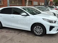 Usado Kia Ceed 100 CV (73 kW) 2020 Blanco Utilitario