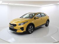 Usado Kia XCeed 120 CV (88 kW) 2021 Amarillo SUV