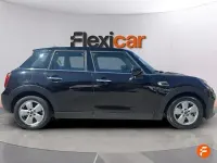 Usado Mini ONE 102 CV (75 kW) 2020 Negro Utilitario