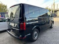 Usado VW Caravelle Trendline 150 CV (110 kW) 2017 Negro Monovolumen