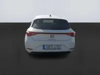 Usado Seat Leon Style 115 CV (84 kW) 2021 Blanco Utilitario