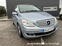 Usado Mercedes B200 140 CV (102 kW) 2006 Azul Monovolumen