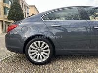 Usado Opel Insignia Cosmo 220 CV (161 kW) 2009 Gris / plata Berlina