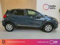 Usado Renault Captur Intens 90 CV (66 kW) 2016 Gris / plata SUV