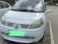 Usado Renault Scenic E-Tech Privilege 130 CV (95 kW) 2006 Blanco Monovolumen