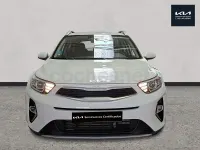 Usado Kia Stonic 100 CV (73 kW) 2025 Blanco SUV