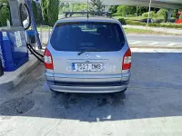 Usado Opel Zafira 125 CV (91 kW) 2005 Gris / plata Monovolumen