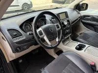 Usado Lancia Voyager Platinum 177 CV (130 kW) 2015 Negro Monovolumen