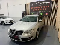 Usado VW Passat Advance 105 CV (77 kW) 2007 Gris / plata Familiar