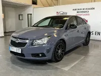 Usado Chevrolet Cruze LT 150 CV (110 kW) 2010 Gris / plata Berlina