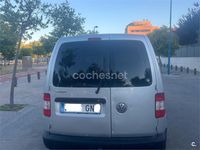 Usado VW Caddy 105 CV (77 kW) 2009 Gris / plata Monovolumen