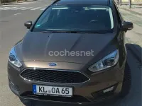 Usado Ford Focus Titanium 120 CV (88 kW) 2018 Marrón Familiar