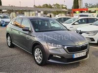 Usado Skoda Scala 95 CV (69 kW) 2022 Gris / plata Utilitario