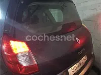 Usado Renault Scenic E-Tech Dynamique 130 CV (95 kW) 2007 Negro Monovolumen