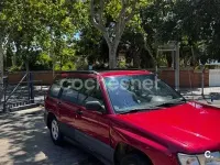 Usado Subaru Forester 122 CV (89 kW) 1998 Granate SUV