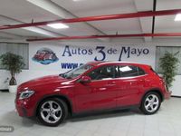 Usado Mercedes GLA180 122 CV (89 kW) 2018 Rojo SUV